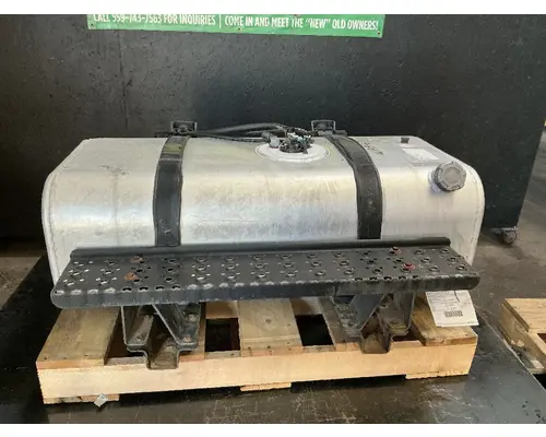 INTERNATIONAL 4400 LP Fuel Tank