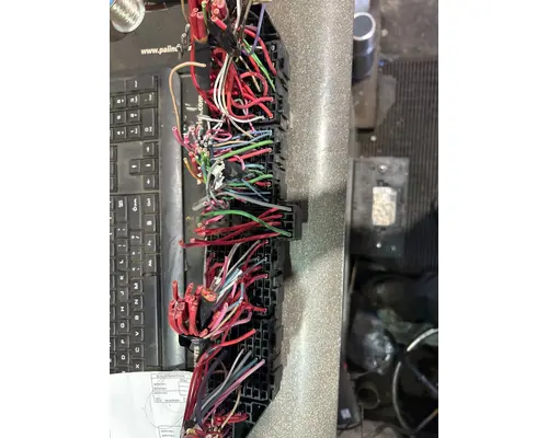 INTERNATIONAL 4400 LP Fuse Box