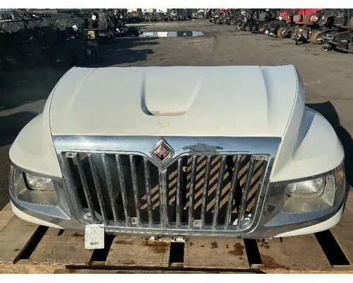 INTERNATIONAL 4400 LP Hood