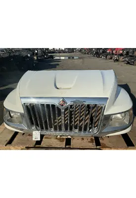 INTERNATIONAL 4400 LP Hood