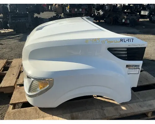 INTERNATIONAL 4400 LP Hood