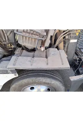 INTERNATIONAL 4400 LP Inner Fender