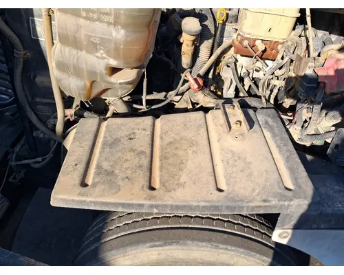 INTERNATIONAL 4400 LP Inner Fender