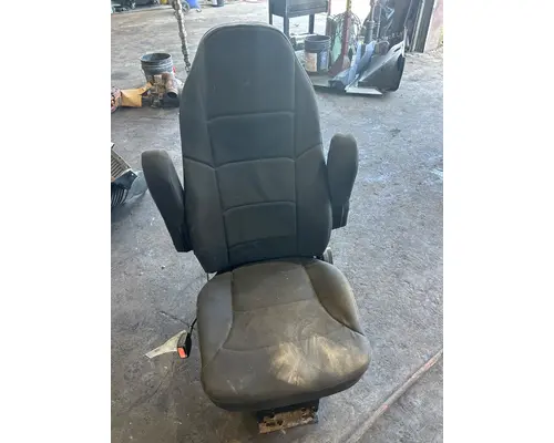 INTERNATIONAL 4400 LP Seat, Front