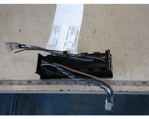INTERNATIONAL 4400 124 Switch Components