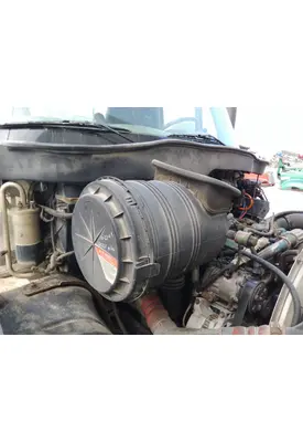 INTERNATIONAL 4400 AIR CLEANER