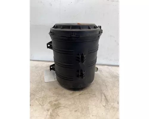 INTERNATIONAL 4400 Air Cleaner