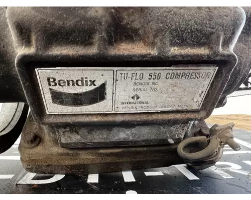 INTERNATIONAL 4400 Air Compressor