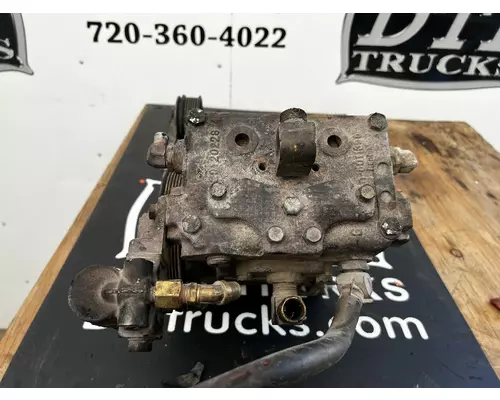 INTERNATIONAL 4400 Air Compressor