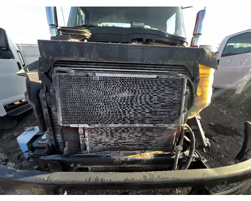 INTERNATIONAL 4400 Air Conditioner Condenser