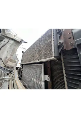 INTERNATIONAL 4400 Air Conditioner Condenser