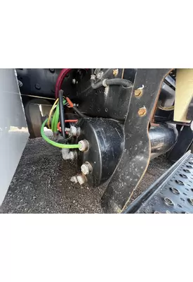 INTERNATIONAL 4400 Air Tank
