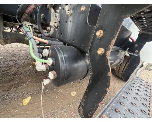 INTERNATIONAL 4400 Air Tank