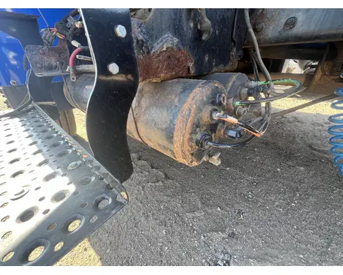 INTERNATIONAL 4400 Air Tank