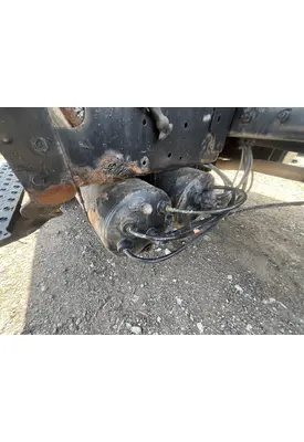INTERNATIONAL 4400 Air Tank