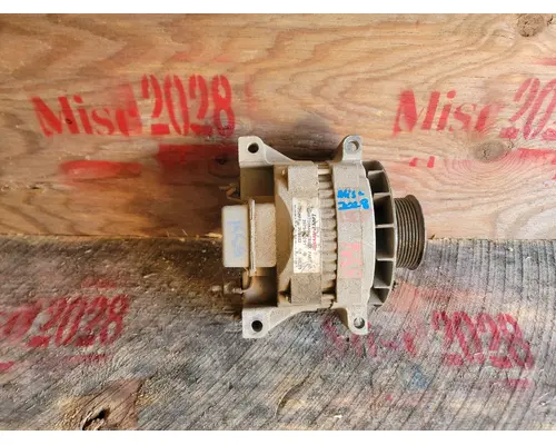 INTERNATIONAL 4400 Alternator