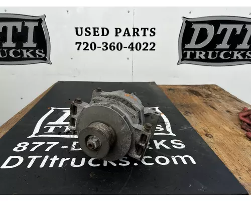INTERNATIONAL 4400 Alternator