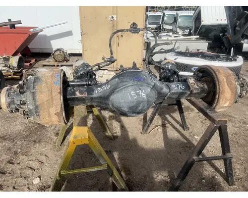 INTERNATIONAL 4400 Axle Assembly, Rear