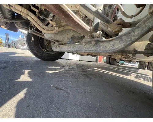 INTERNATIONAL 4400 Axle Beam (Front)