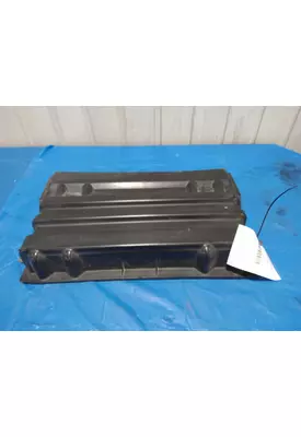 INTERNATIONAL 4400 BATTERY BOX COVER
