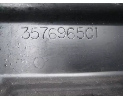 INTERNATIONAL 4400 BATTERY BOX COVER