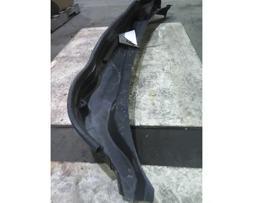 INTERNATIONAL 4400 BODY PARTS, MISC.