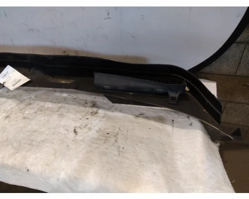 INTERNATIONAL 4400 BODY PARTS, MISC.