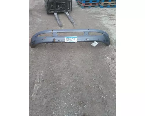 INTERNATIONAL 4400 BUMPER ASSEMBLY, FRONT