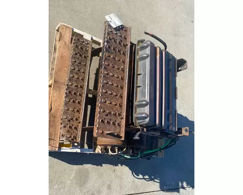 INTERNATIONAL 4400 Battery Box