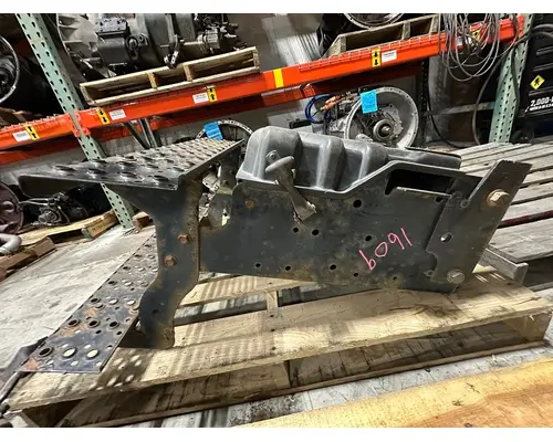 INTERNATIONAL 4400 Battery Box