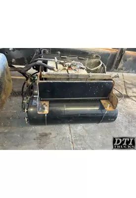 INTERNATIONAL 4400 Battery Box