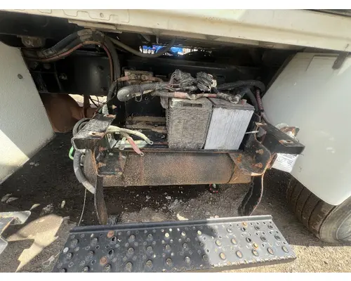 INTERNATIONAL 4400 Battery Box