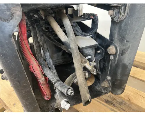 INTERNATIONAL 4400 Battery Box