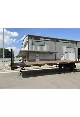 INTERNATIONAL 4400 Box / Bed