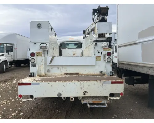 INTERNATIONAL 4400 Box  Bed