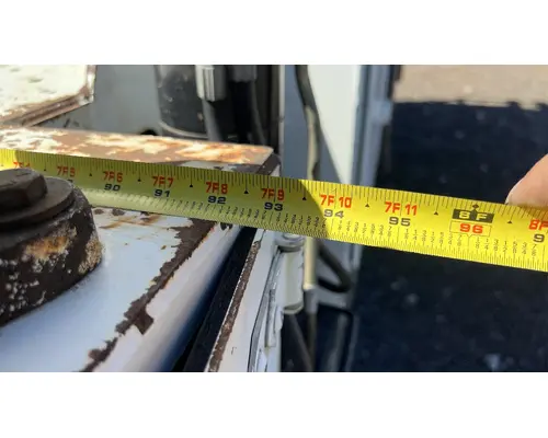 INTERNATIONAL 4400 Box  Bed