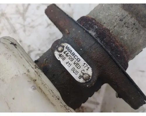 INTERNATIONAL 4400 Brake Master Cylinder