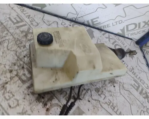 INTERNATIONAL 4400 Brake Master Cylinder