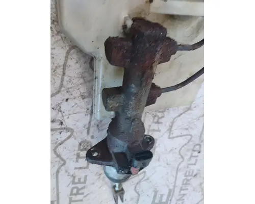 INTERNATIONAL 4400 Brake Master Cylinder