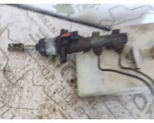 INTERNATIONAL 4400 Brake Master Cylinder