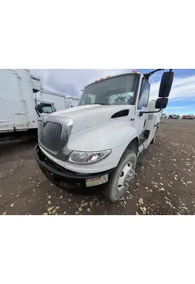 INTERNATIONAL 4400 Bumper Assembly, Front