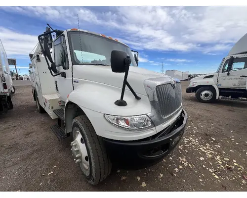 INTERNATIONAL 4400 Bumper Assembly, Front