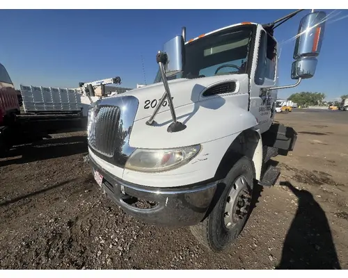 INTERNATIONAL 4400 Bumper Assembly, Front