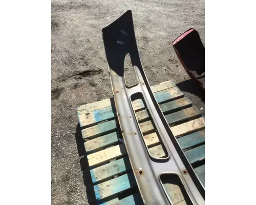 INTERNATIONAL 4400 Bumper Assembly