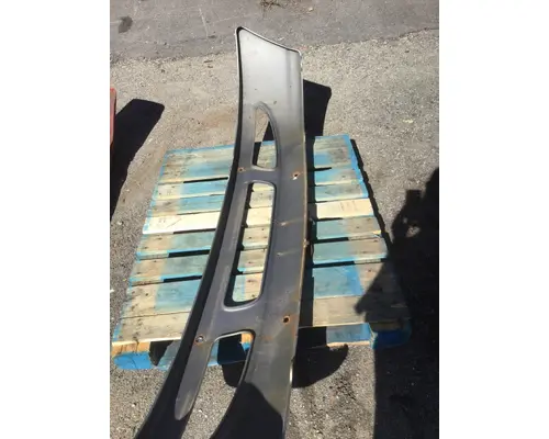 INTERNATIONAL 4400 Bumper Assembly