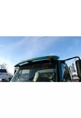 INTERNATIONAL 4400 CAB CLIP