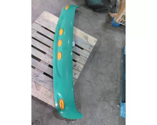 INTERNATIONAL 4400 CAB CLIP