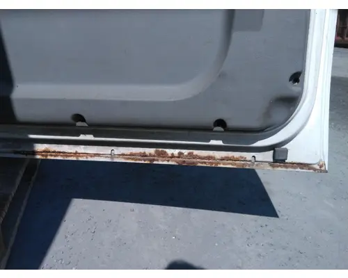 INTERNATIONAL 4400 CAB