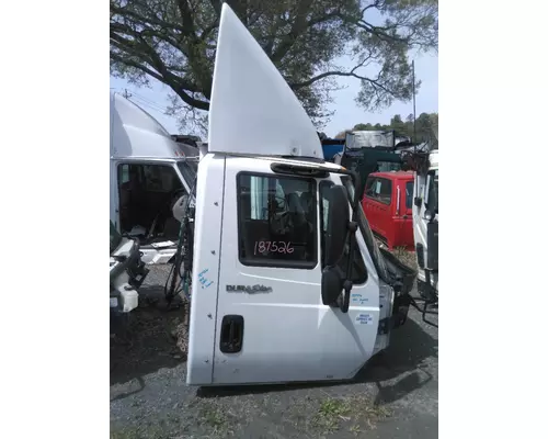 INTERNATIONAL 4400 CAB