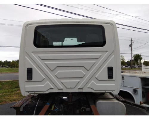 INTERNATIONAL 4400 CAB